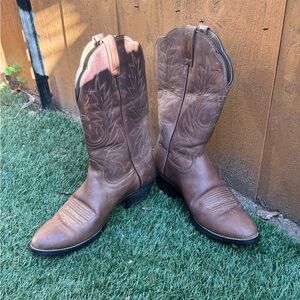 Ariat Women's Brown Cowboy Boots 8.5b